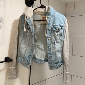 Hooded Jean jacket with sweater sleeves
